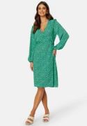 JDY Lillo LS Wrap Dress Kelly Green AOP:HEAR XS