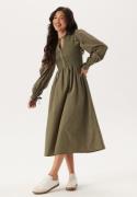 BUBBLEROOM V-neck Cotton Smock Dress Khaki green L