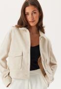 VILA Vijumpy L/S SHORT JACKET - NOO Super Light Natural Me 38