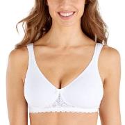 Swegmark BH Beautiform Soft Bra Fairtrade Molded Cups Hvit C 90 Dame