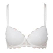 Trofe Julia Lace Padded Bra BH Hvit polyamid C 90 Dame