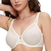 Triumph BH Signature Sheer W01 EX Hvit F 95 Dame