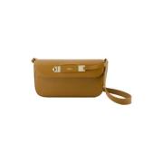 Brunt skinn A.p.c Clutch