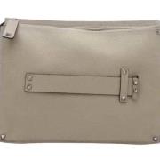Pre-owned Grå Leather Valentino Clutch
