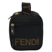 Pre-owned Svart stoff Fendi Clutch