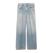 Vidbent Plissert Jeans