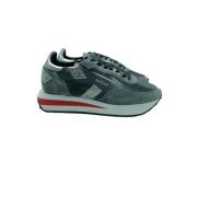 Rush-X lave sneakers