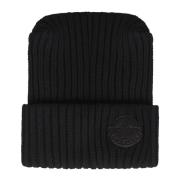 Ribbestrikket ull beanie med logo patch