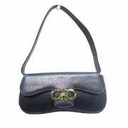 Pre-owned Leather handbags