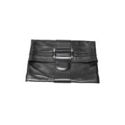 Pre-owned Leather clutches