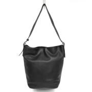 Pre-owned Leather shoulder-bags