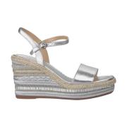 Rhinestone Wedge Sandal med Flettet Detalj