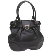 Pre-owned Leather handbags