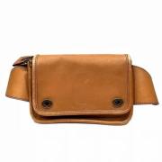 Pre-owned Leather clutches