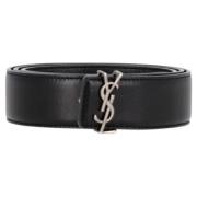 Pre-owned Leather belts