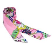 Pre-owned Silk scarves