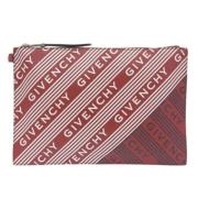 Pre-owned Fabric clutches