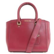 Pre-owned Leather handbags