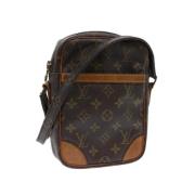 Pre-owned Beige lerret Louis Vuitton Donau