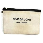 Pre-owned Fabric clutches