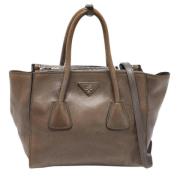 Pre-owned Leather totes