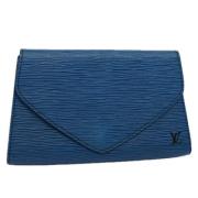 Pre-owned Leather clutches