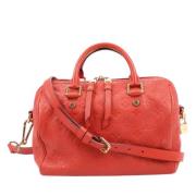 Pre-owned Leather handbags