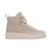 Kvinner Beige Semsket Høye Sneakers med Isolasjon Er00112210