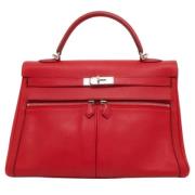 Pre-owned Leather handbags