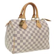 Pre-owned Canvas handbags