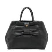 Pre-owned Leather prada-bags