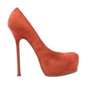 Pre-owned Suede heels