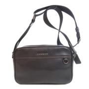 Pre-owned Leather shoulder-bags