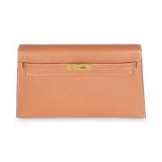 Pre-owned Leather clutches