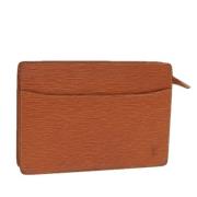 Pre-owned Leather clutches