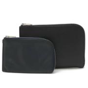 Pre-owned Leather wallets