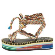 Pre-owned Fabric sandals