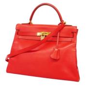 Pre-owned Leather handbags