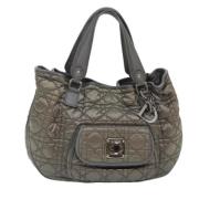 Pre-owned Nylon handbags