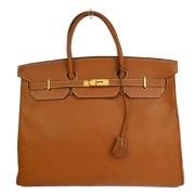 Pre-owned Leather handbags