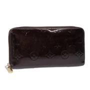 Pre-owned Leather wallets