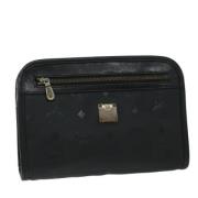 Pre-owned Leather clutches