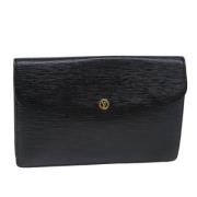 Pre-owned Leather clutches