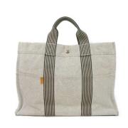 Pre-owned Canvas handbags