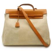 Pre-owned Canvas handbags