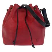 Pre-owned Leather shoulder-bags