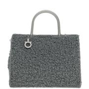 Pre-owned Wool handbags