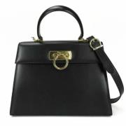 Pre-owned Leather handbags