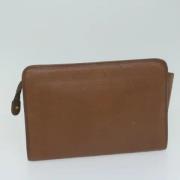 Pre-owned Leather clutches