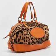 Pre-owned Fabric handbags